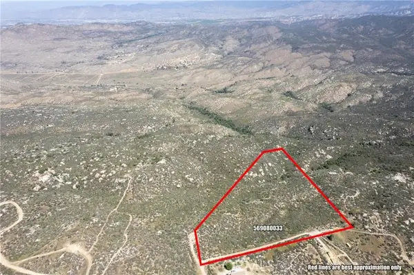 2 Oak Drive, Hemet, CA 92544