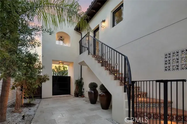 3 Linda Isle, Newport Beach, CA 92660 - Image #2