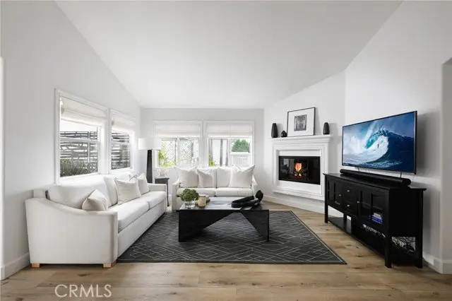 618 Iris Avenue #B, Corona Del Mar, CA 92625 - Image #3