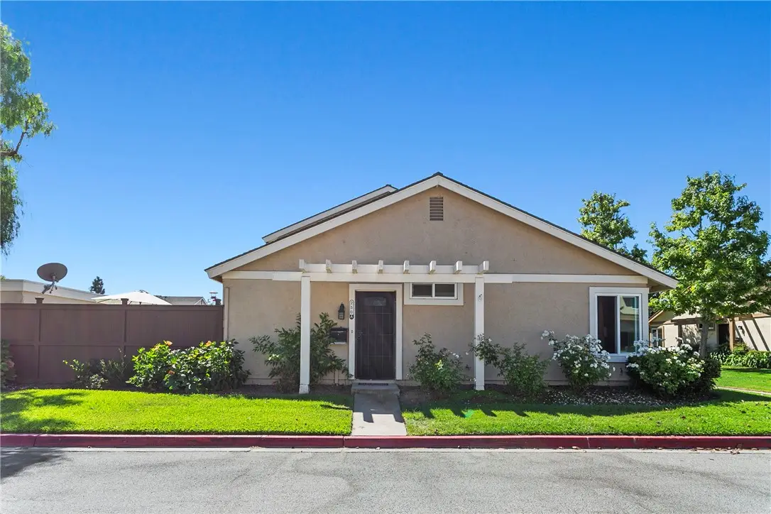 250 Carriage, Santa Ana, CA 92707 - Image #1