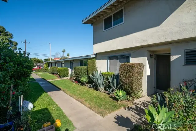 1367 Baker, Costa Mesa, CA 92626 - Image #2