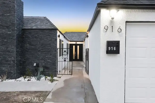 916 N West, Anaheim, CA 92801 - Image #2