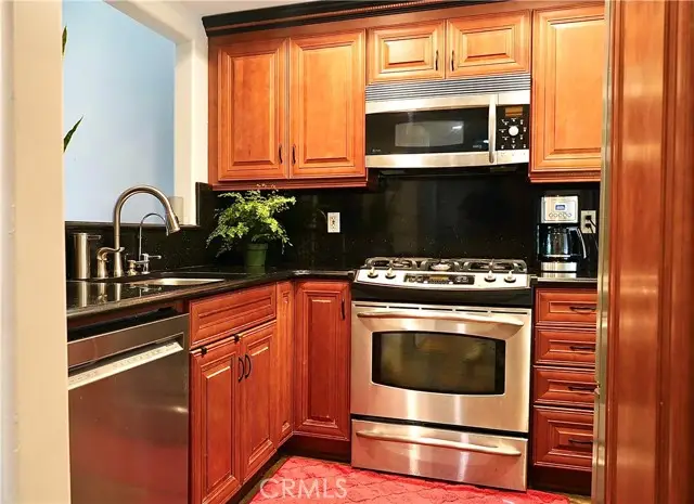 1100 Newport Avenue #403, Long Beach, CA 90804 - #2