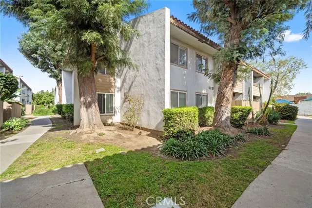 2521 W Sunflower #G8, Santa Ana, CA 92704 - #1