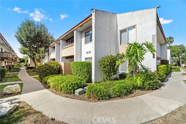 2521 W Sunflower #G8, Santa Ana, CA 92704 - #3