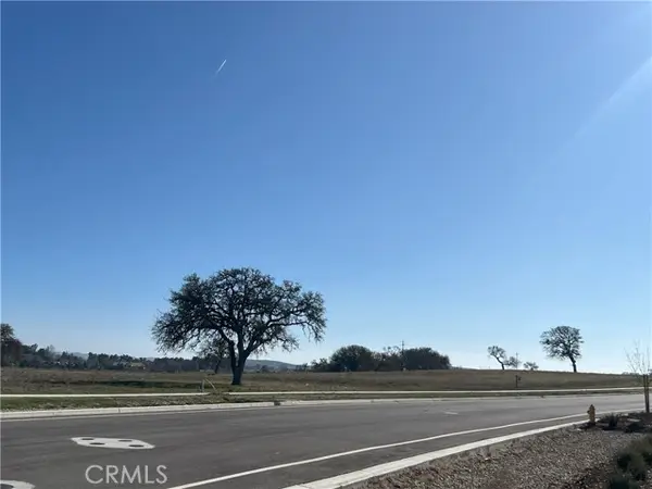 0 Wisteria Lane, Paso Robles, CA 93446