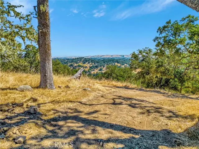 6452 Alta Pradera Lane, Atascadero, CA 93422 - Image #3