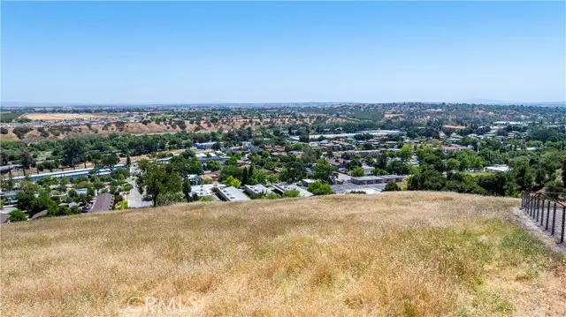 437 Calle Alto Street, Paso Robles, CA 93446 - Image #3