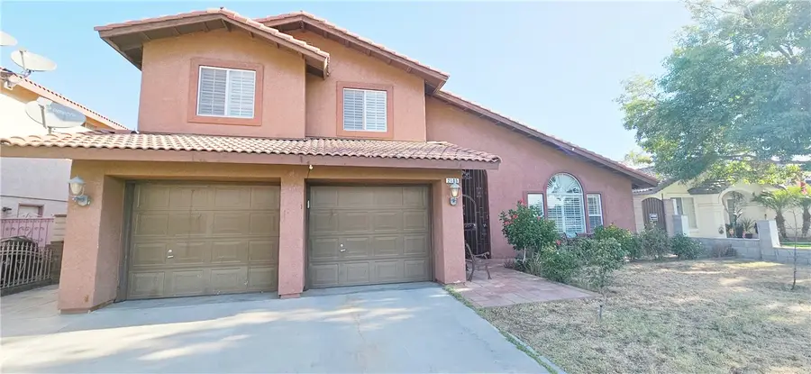 2105 16th Place, Delano, CA 93215 - Image #2