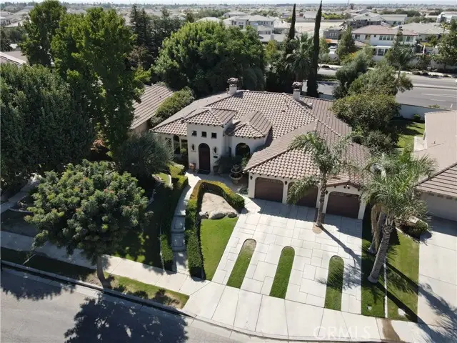 12011 Manorwood Street, Bakersfield, CA 93311 - Image #3