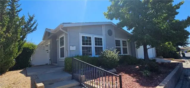 225 Lark Drive, Paso Robles, CA 93446 - Image #1