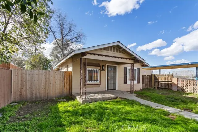 2521 P, Bakersfield, CA 93301 - #3
