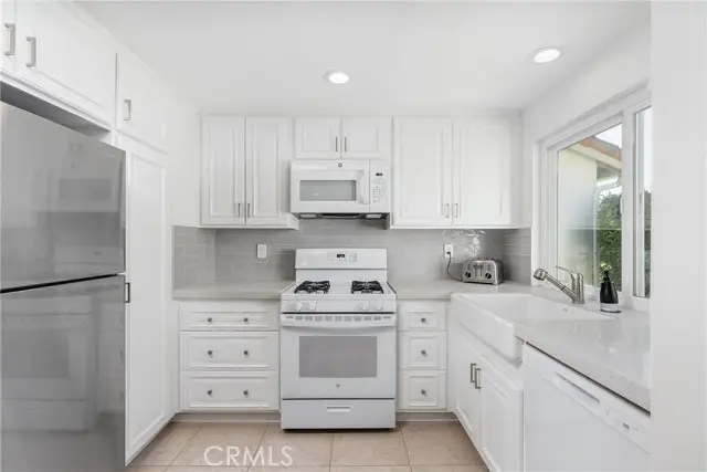 27810 Via Sarasate, Mission Viejo, CA 92692 - Image #3