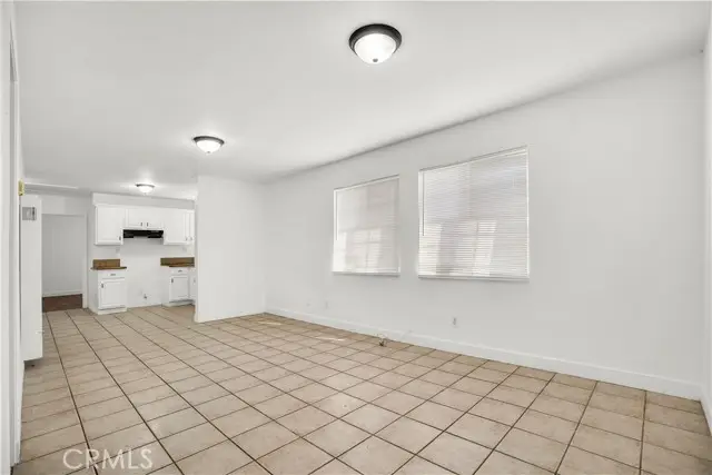 125 W Tichenor Street, Compton, CA 90220 - Image #3