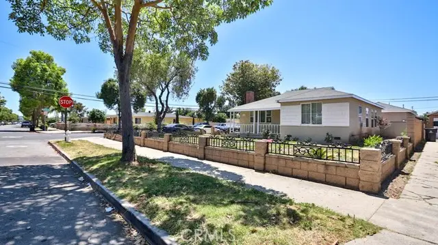 1246 S Baker Street, Santa Ana, CA 92707 - Image #2