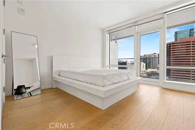 877 Francisco Street #1723, Los Angeles, CA 90017 - Image #1