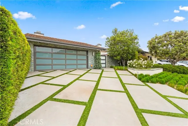 9 Jasmine Creek Dr, Corona Del Mar, CA 92625 - Image #2