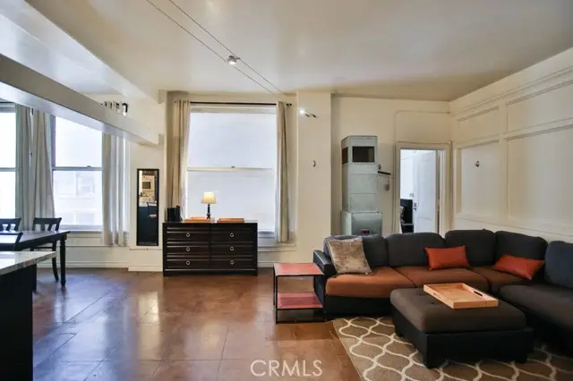 215 W 7th Street #803, Los Angeles, CA 90014 - Image #1