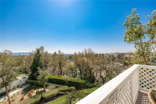 21011 Marin #103, Lake Forest, CA 92630 - Image #2