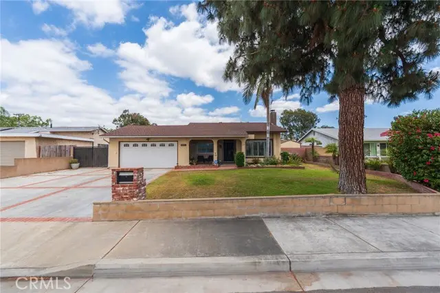 2219 S Elderberry Avenue, Ontario, CA 91762 - Image #2