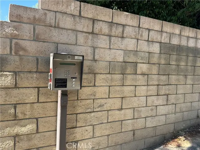 8 Thompson Avenue, Chatsworth, CA 91311 - Image #2