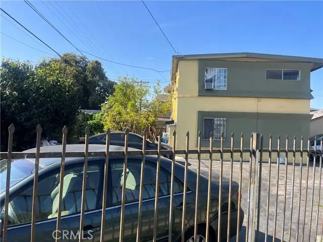 1800 Carmona Avenue, Los Angeles, CA 90019 - Image #3