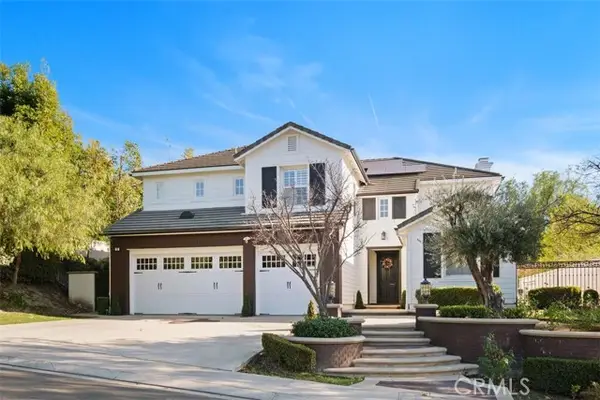 20 Bentley Road, Laguna Hills, CA 92679