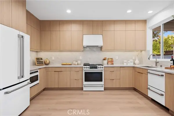 33 Winterfield Road, Irvine, CA 92602