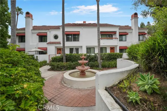 19581 Pompano Ln #107, Huntington Beach, CA 92648 - Image #2