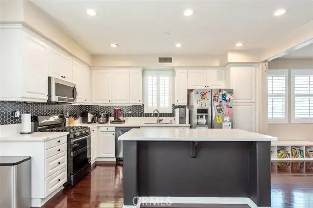 11 Travis Road, Buena Park, CA 90621 - #3