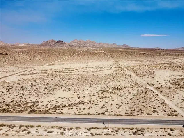 9 Camp Rock Road, Lucerne Valley, CA 92356 - Image #2