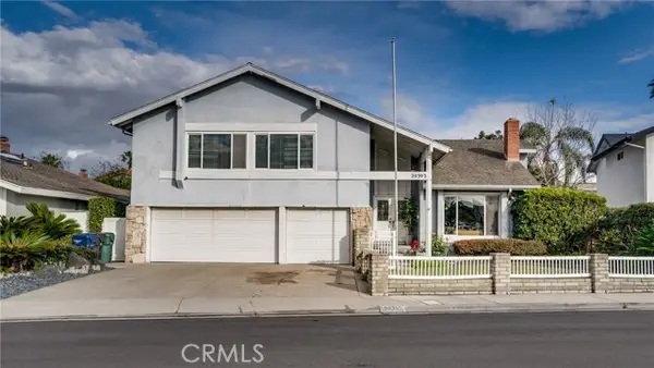 20392 Redwood Lane, Huntington Beach, CA 92646