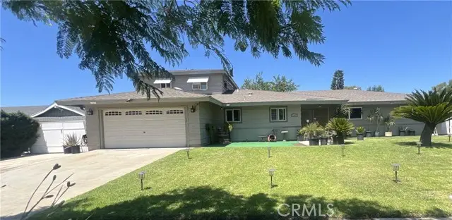 705 W Monterey Road, Corona, CA 92882 - Image #1