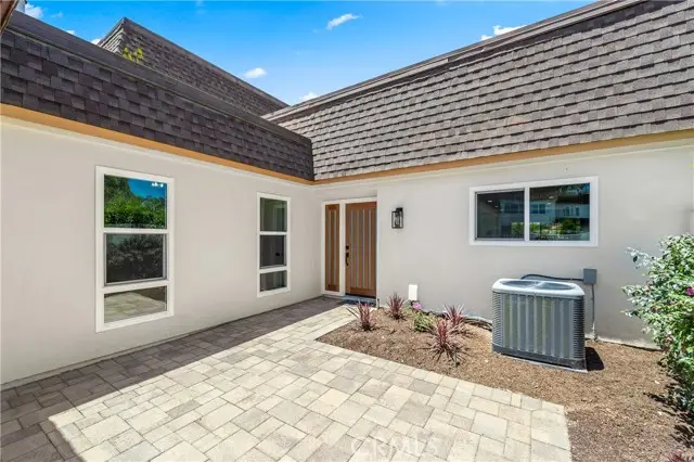 11 Rockrose Way, Irvine, CA 92612 - Image #3