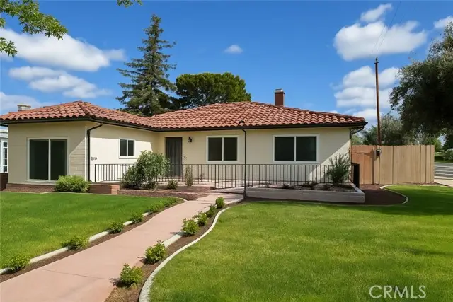 506 W Terrace Avenue, Fresno, CA 93705 - Image #2