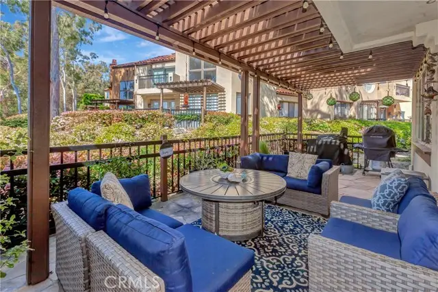 515 Bay Hill Drive, Newport Beach, CA 92660 - Image #3