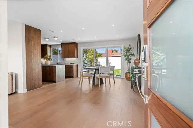 2957 Royal Palm Drive, Costa Mesa, CA 92626 - Image #3