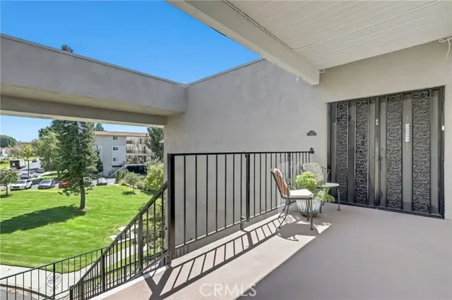 2402 Via Mariposa #3A, Laguna Woods, CA 92637 - Image #2