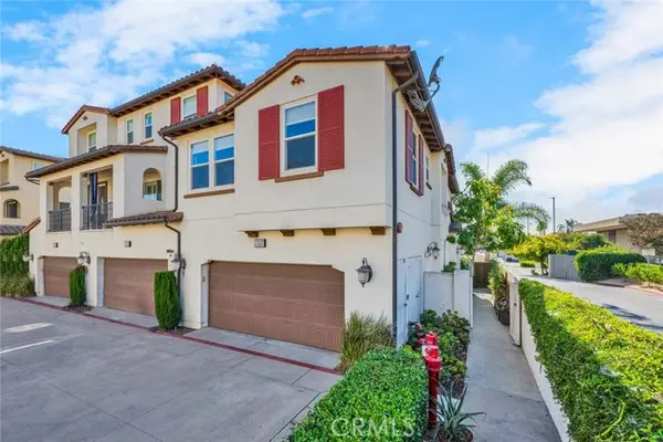 17537 Reflections Court, Fountain Valley, CA 92708