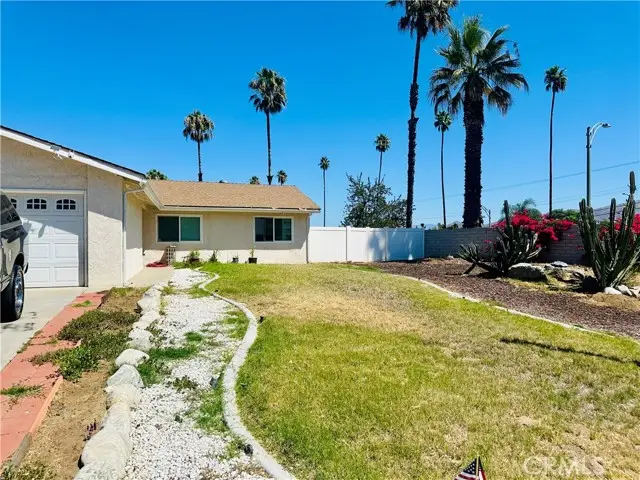 2111 Whitestone Drive, Riverside, CA 92506 - #2