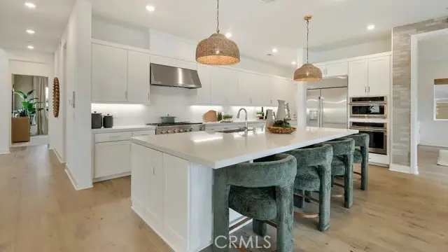 24332 Calle La Roca, Valencia, CA 91354 - Image #2