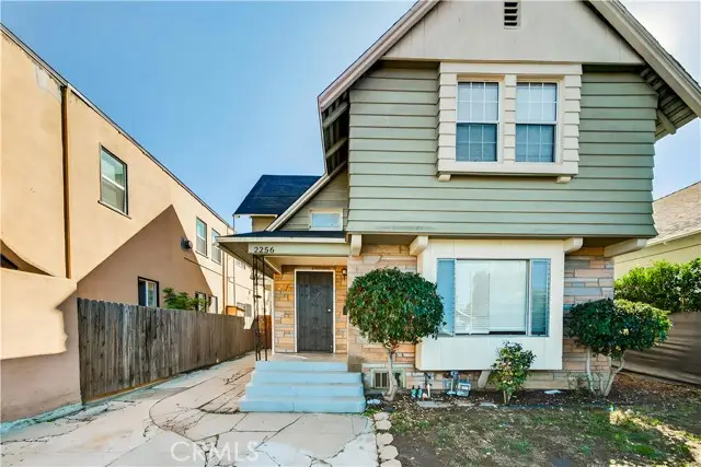 2256 W 28th Street, Los Angeles, CA 90018 - #2