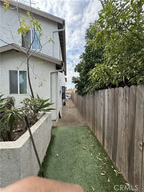 1192 E 48th St, Los Angeles, CA 90011 - Image #2