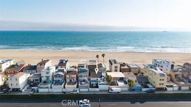 29 Surfside Avenue #B, Seal Beach, CA 90743 - Image #1