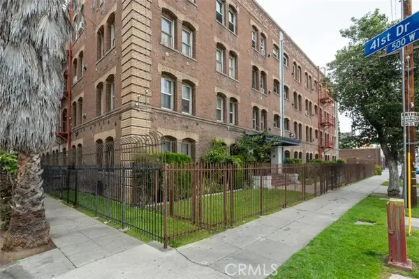 4125 S Figueroa #410, Los Angeles, CA 90037