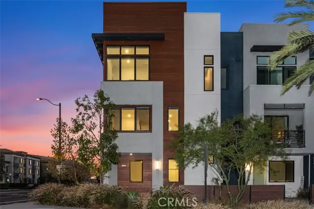 430 Transport, Tustin, CA 92782 - Image #2