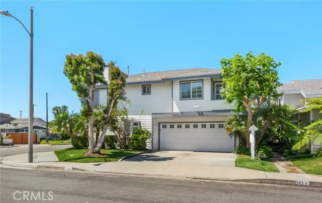 245 Palmer St., Costa Mesa, CA 92627 - Image #1
