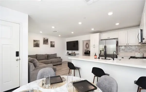 7155 Citrus Avenue #403, Fontana, CA 92336