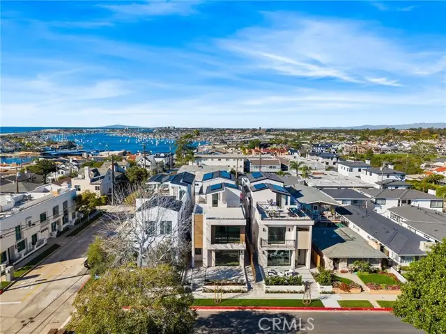 303 Fernleaf, Corona Del Mar, CA 92625 - Image #1