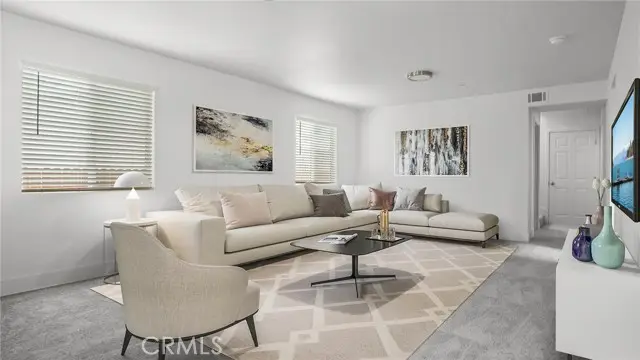 330 E 101st Street, Los Angeles, CA 90003 - Image #1